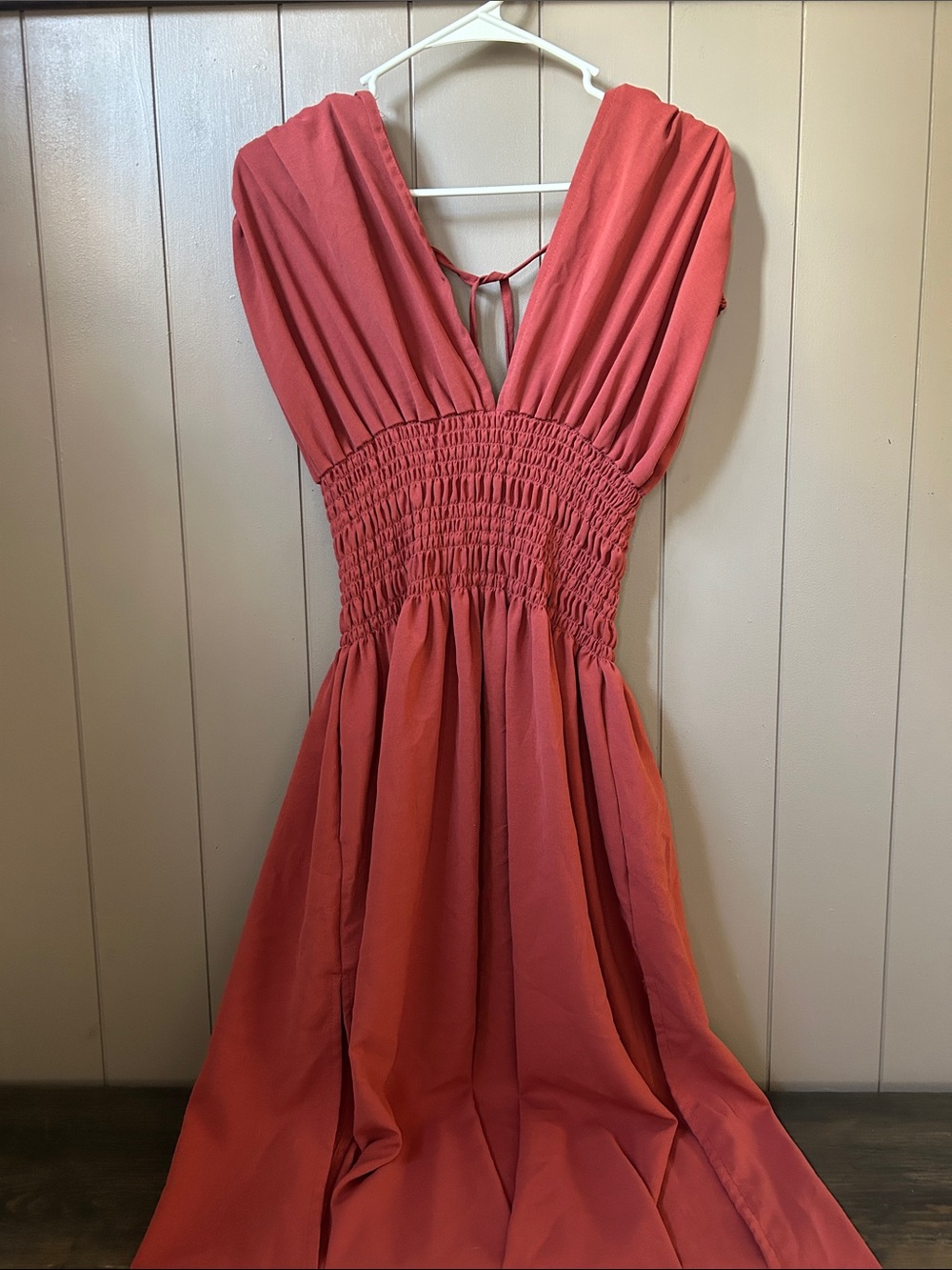 Women’s Coral Red V-Neck Smocked Waist Dress Fits Like A 14.